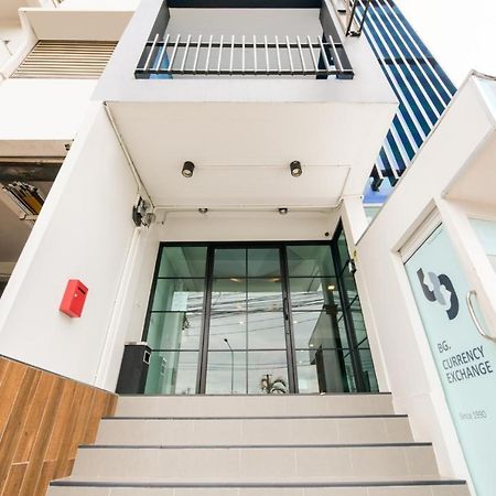 The Pattaya Story Poshtel Hotel Exterior photo